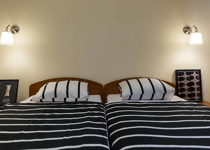 Апартаменти Skarica *